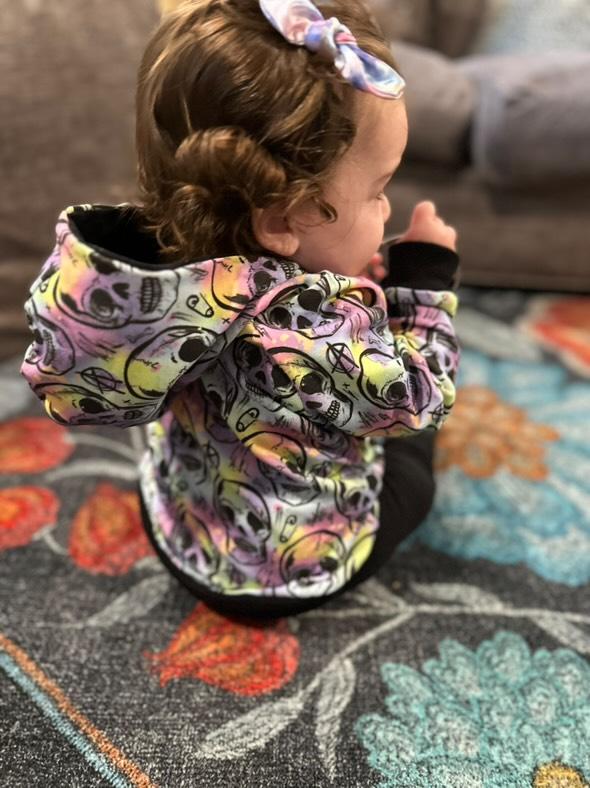 Sweaters or hoodies - Little Ray of Pitch Black